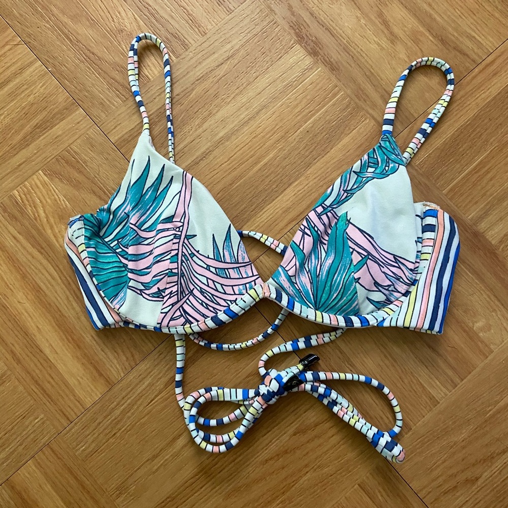 Maaji underwire bikini top xs